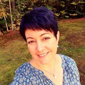 Meet your Posher, Carrie